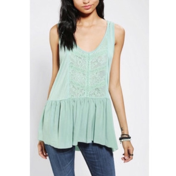 Kimchi Blue sea foam green lace detail ruffle peplum top - Picture 2 of 7